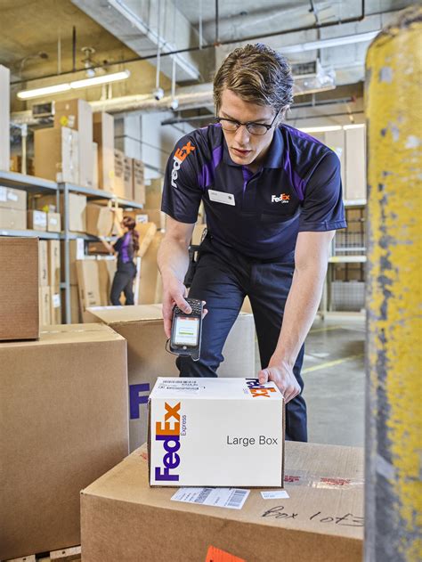 Package Handler - Part Time (Warehouse like) Req ID P25-6505-16. . Fedex jobs careers